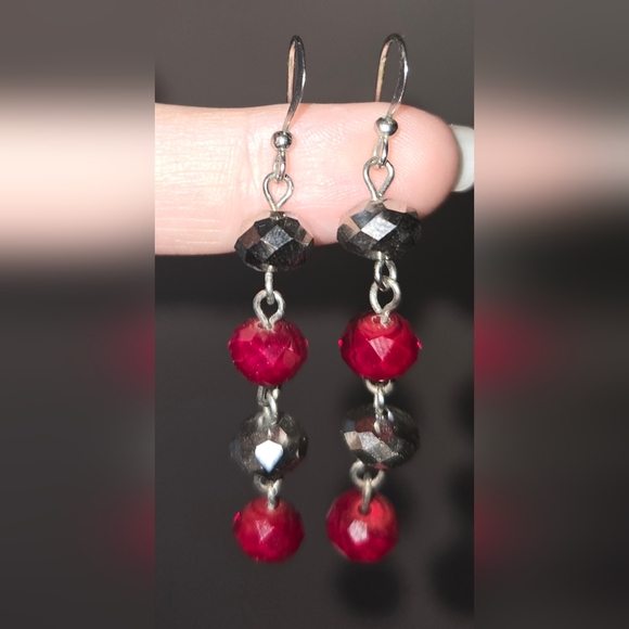 Silver and Red Beaded Dangle Earrings - Picture 5 of 5